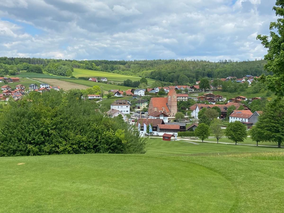 Golfchalet Uttlau Bad Griesbach  Eksteriør billede